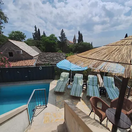 Brac Island With Pool And Sea View *