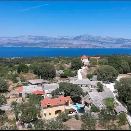 Holiday home Brac Island With Pool And Sea View Supetar