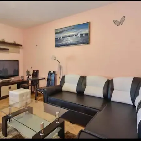 Brac Island With Pool And Sea View Holiday home *